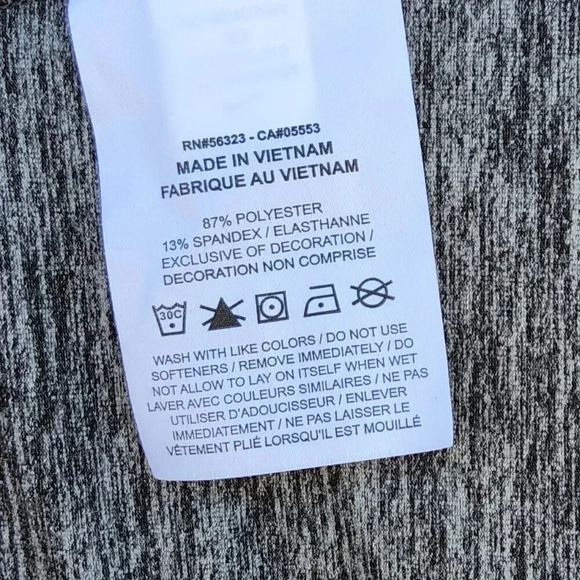 Nike Dri-Fit Women's Draped Open cardigan Size XSmall Gray Long Sleeves Thumb - Picture 9 of 9